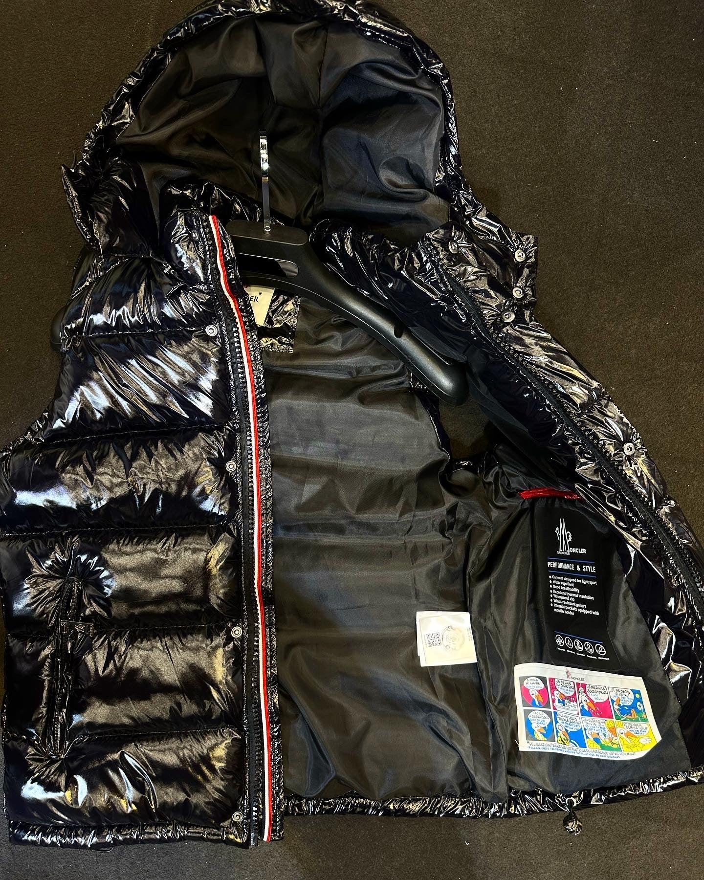 MONCLER - ΑΜΑΝΙΚΟ ΜΠΟΥΦΑΝ 2025