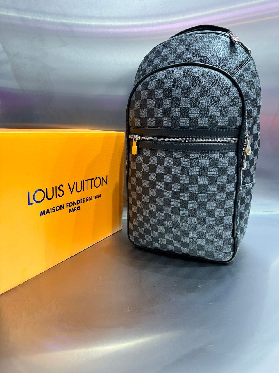 ΤΣΑΝΤΑΚΙ - 852