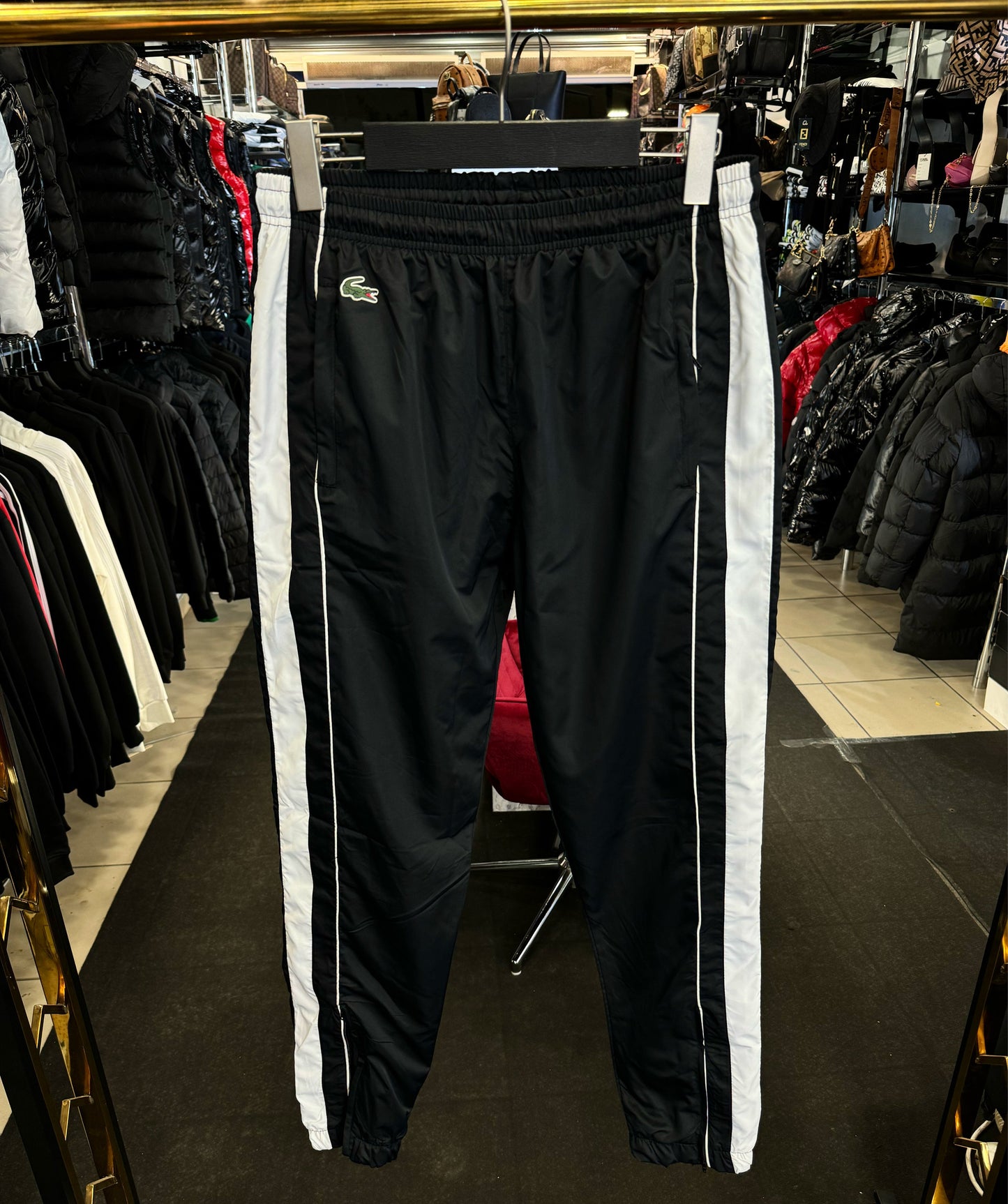 LACOSTE ΦΟΡΜΑ ΠΑΝΤΕΛΟΝΙ 2024