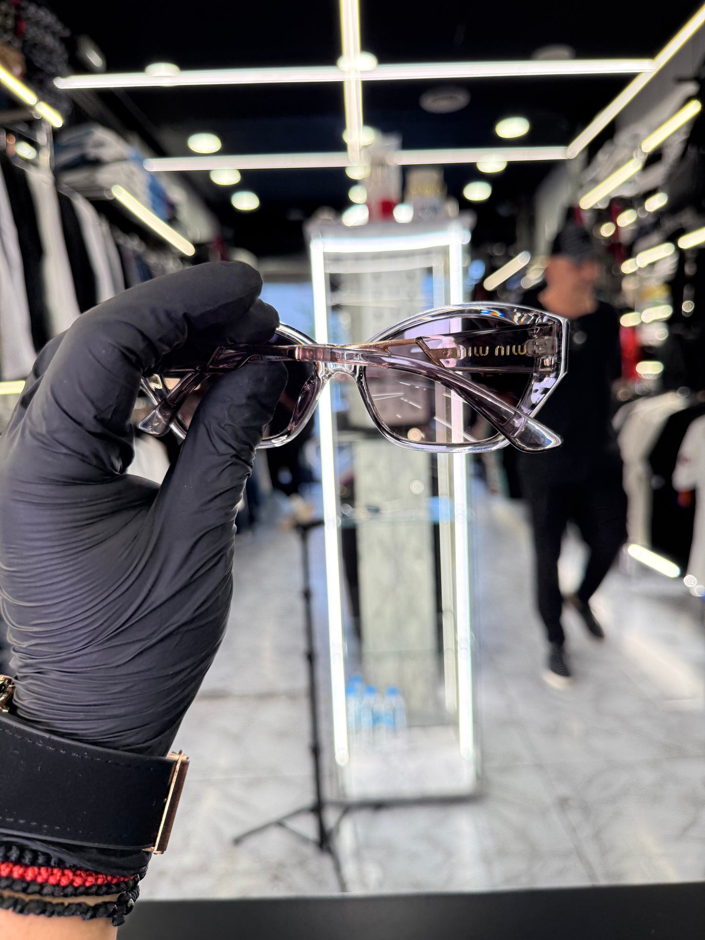 ΓΥΑΛΙΑ ΗΛΙΟΥ - MIU MIU