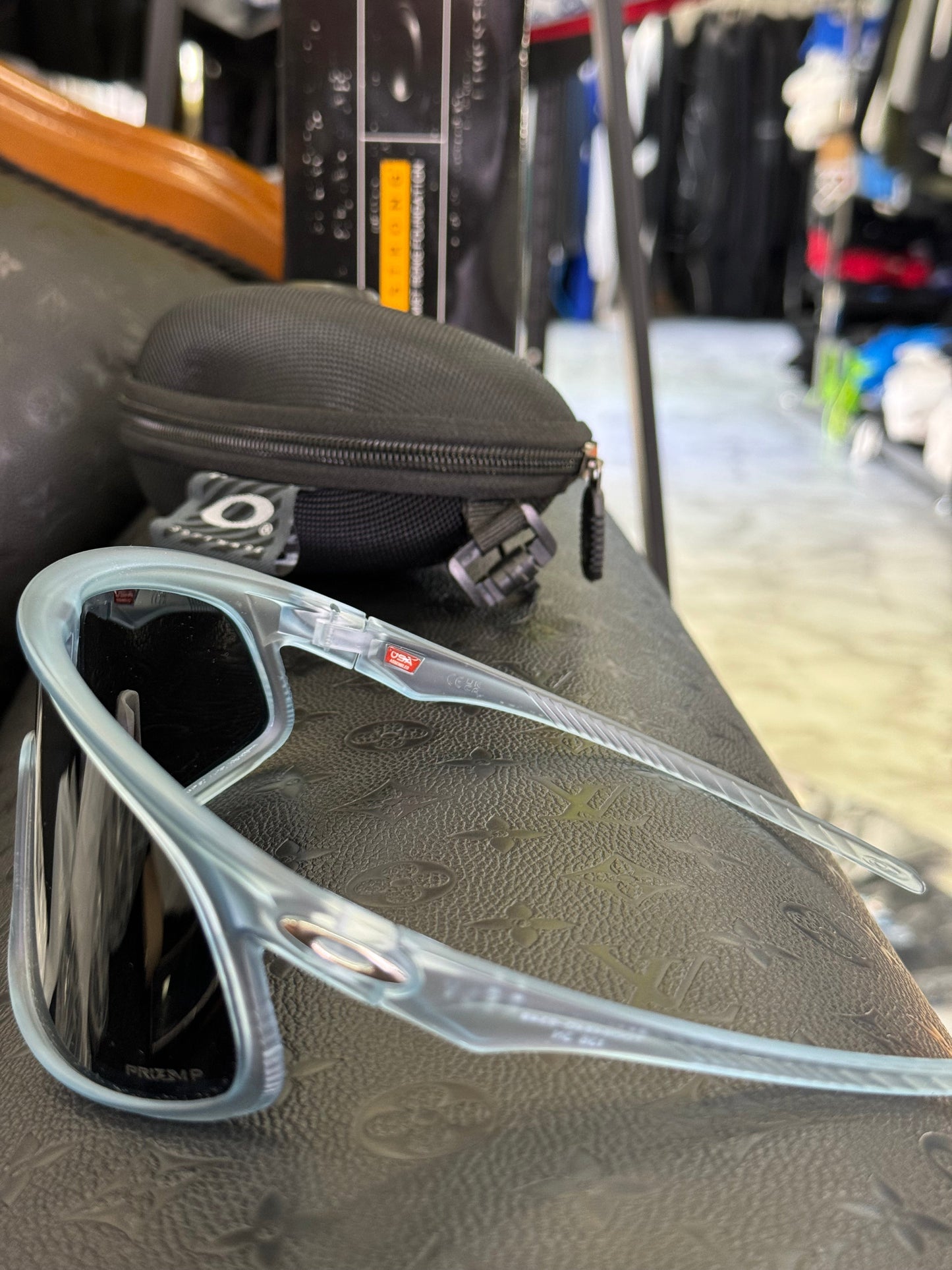 ΓΥΑΛΙΑ ΗΛΙΟΥ - PRIZMP