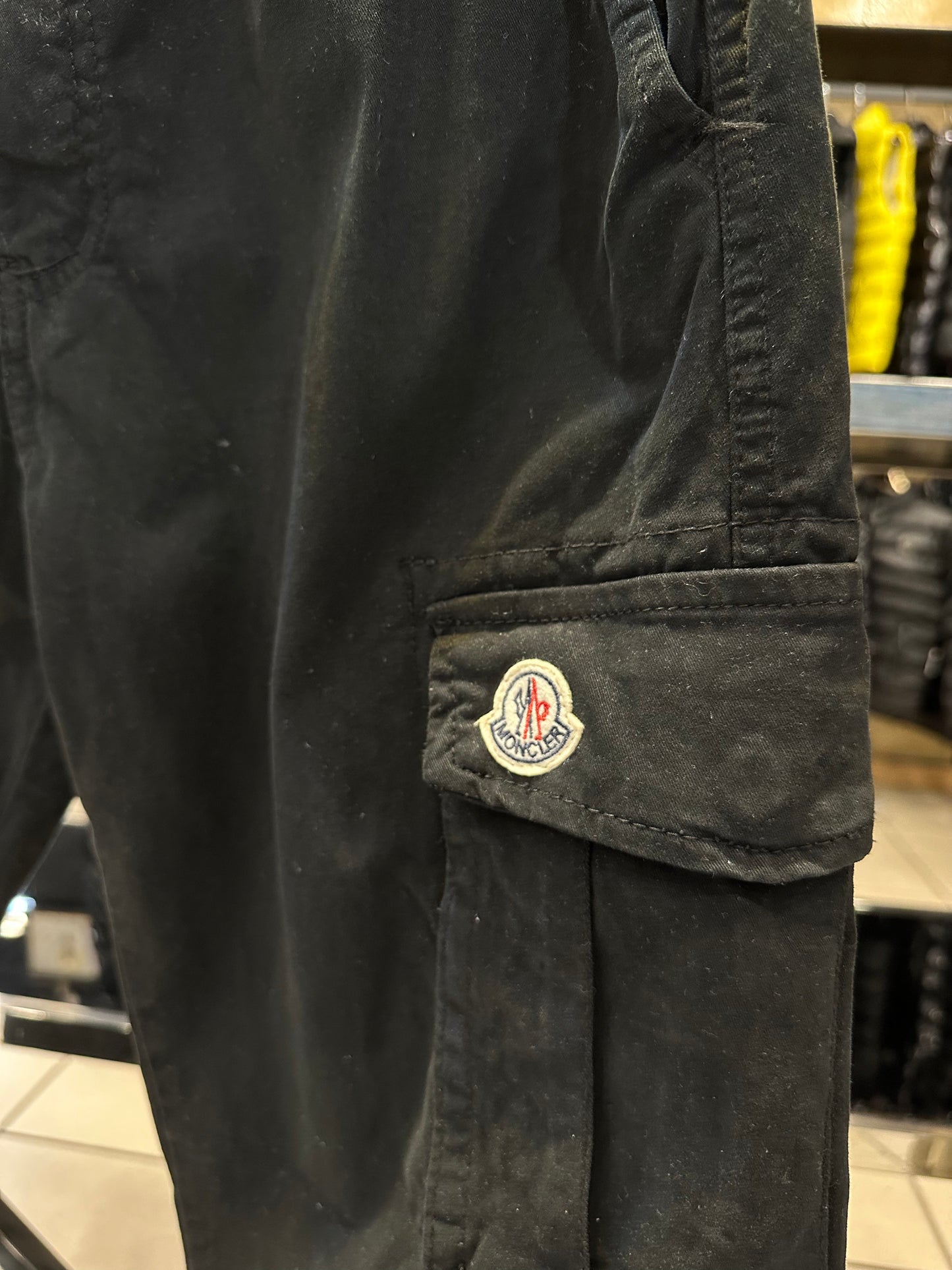 Cargo παντελόνι - Moncler