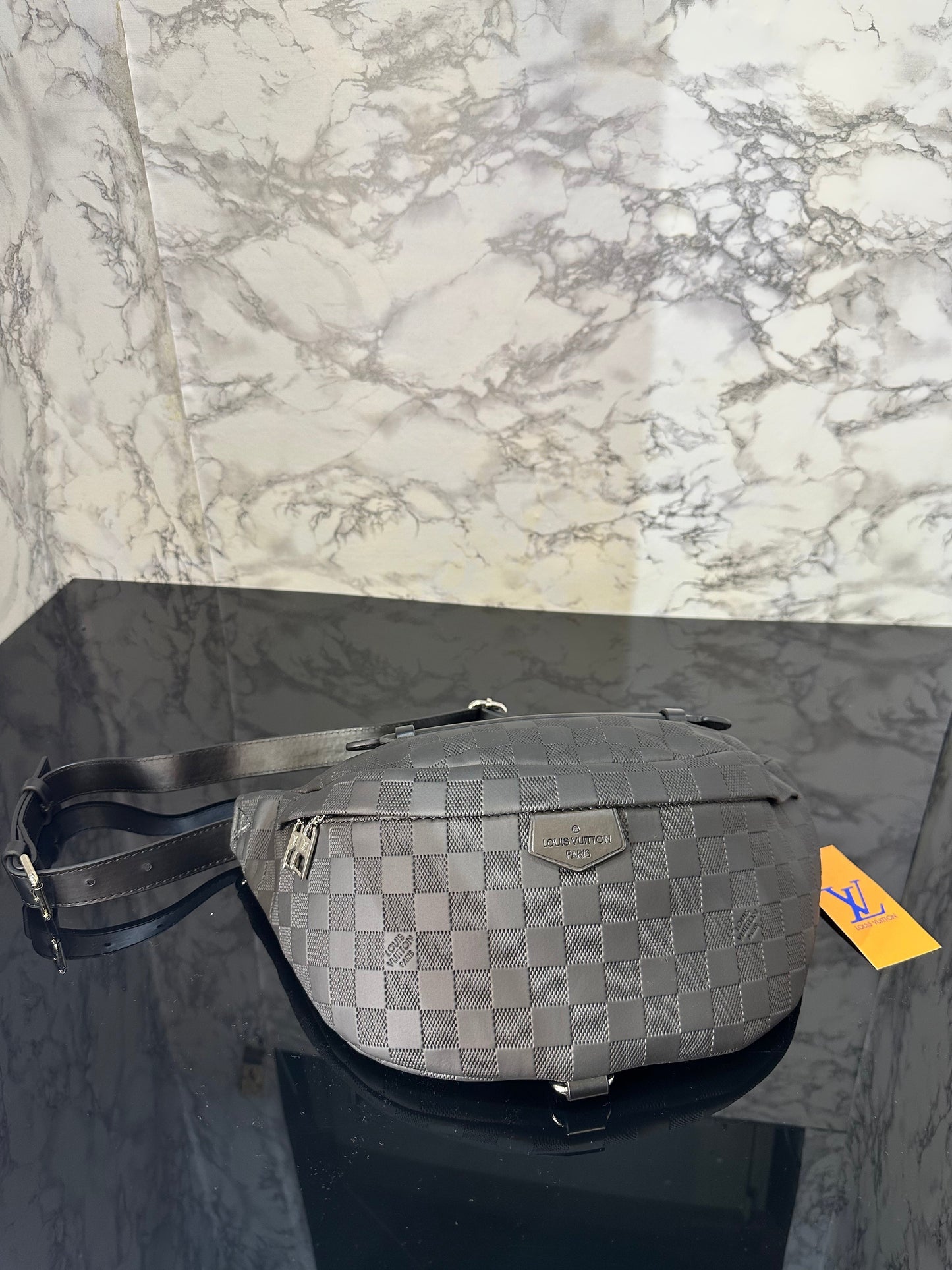LOUIS VUITTON ΤΣΑΝΤΑΚΙ