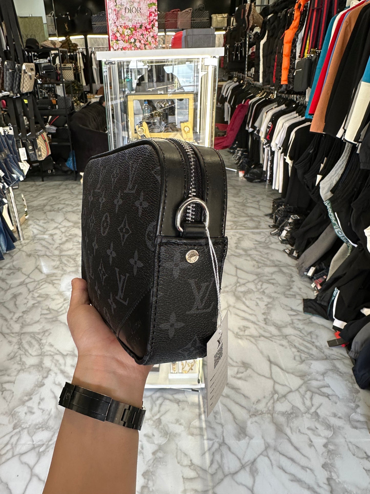 ΤΣΑΝΤΑΚΙ - LV