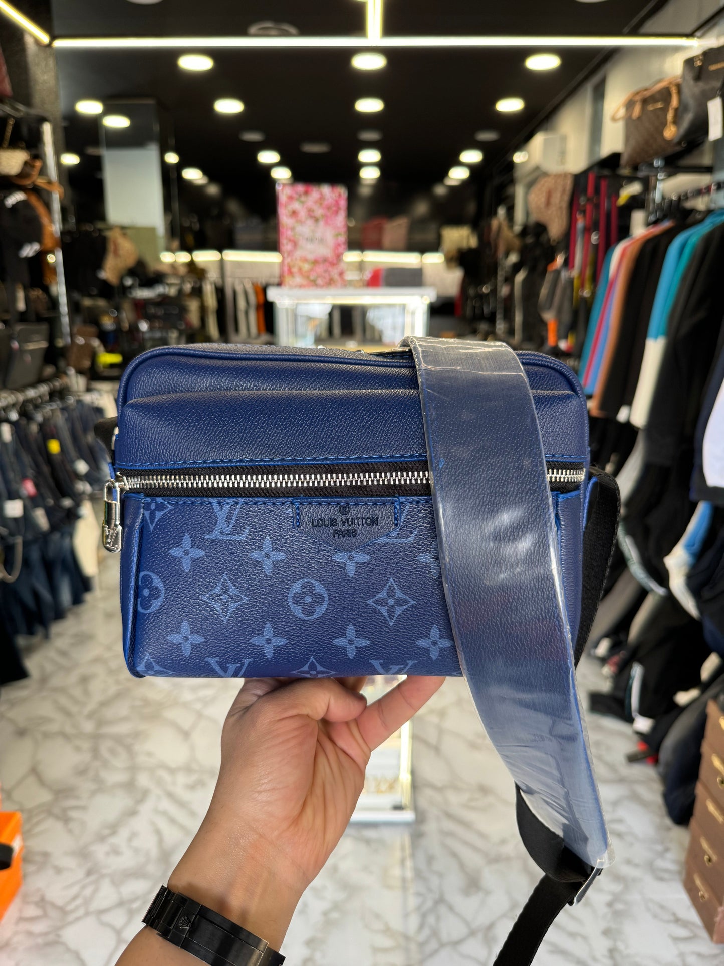 ΤΣΑΝΤΑΚΙ - LV
