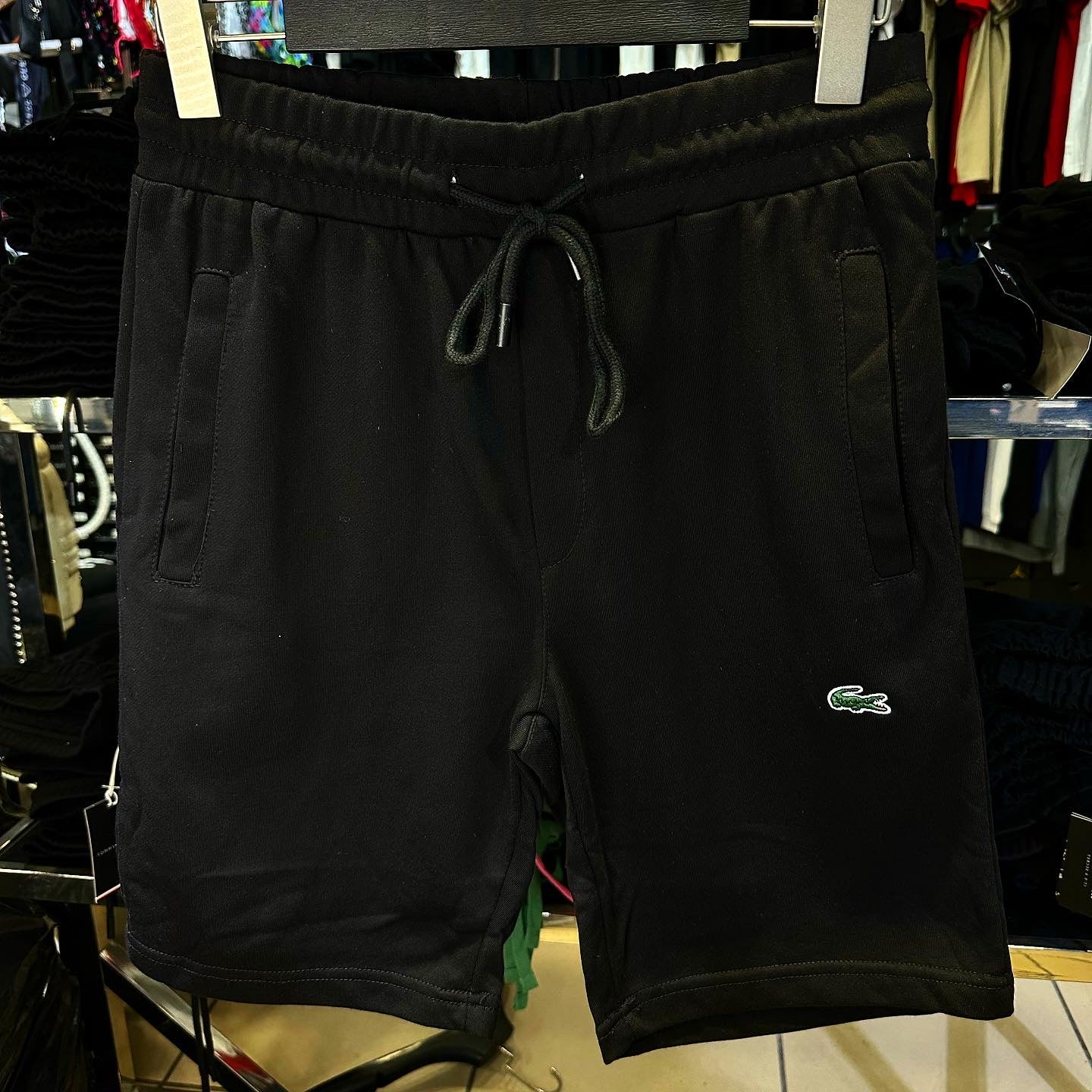 ΒΕΡΜΟΥΔΑ Lacoste Black 2025