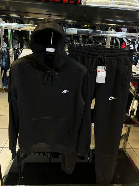 NIKE SPORTSWEAR SET