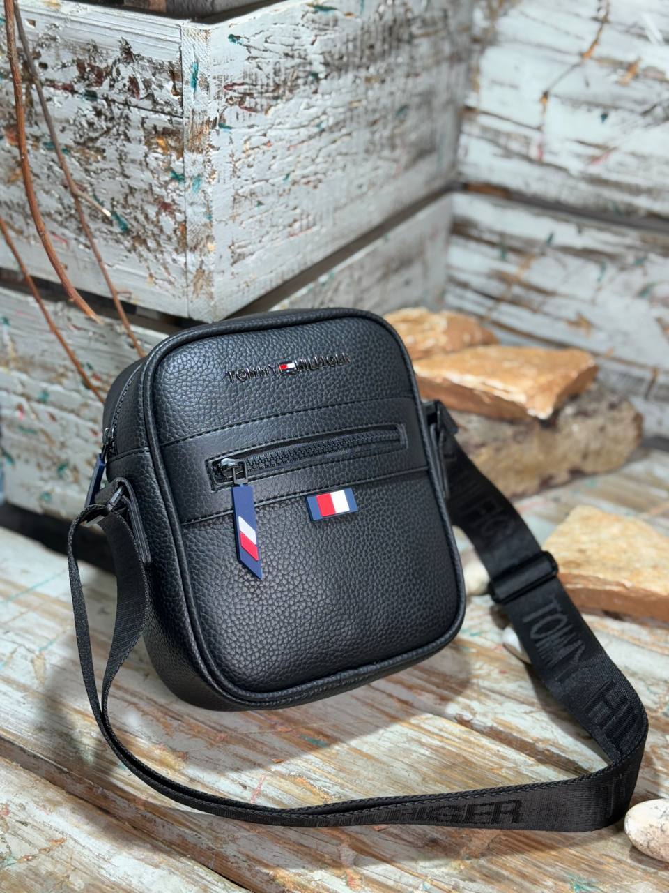 ΤΣΑΝΤΑΚΙ - 872