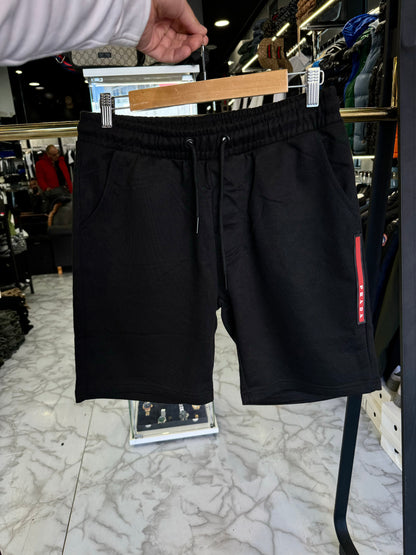 ΒΕΡΜΟΥΔΑ - PRADA 2025