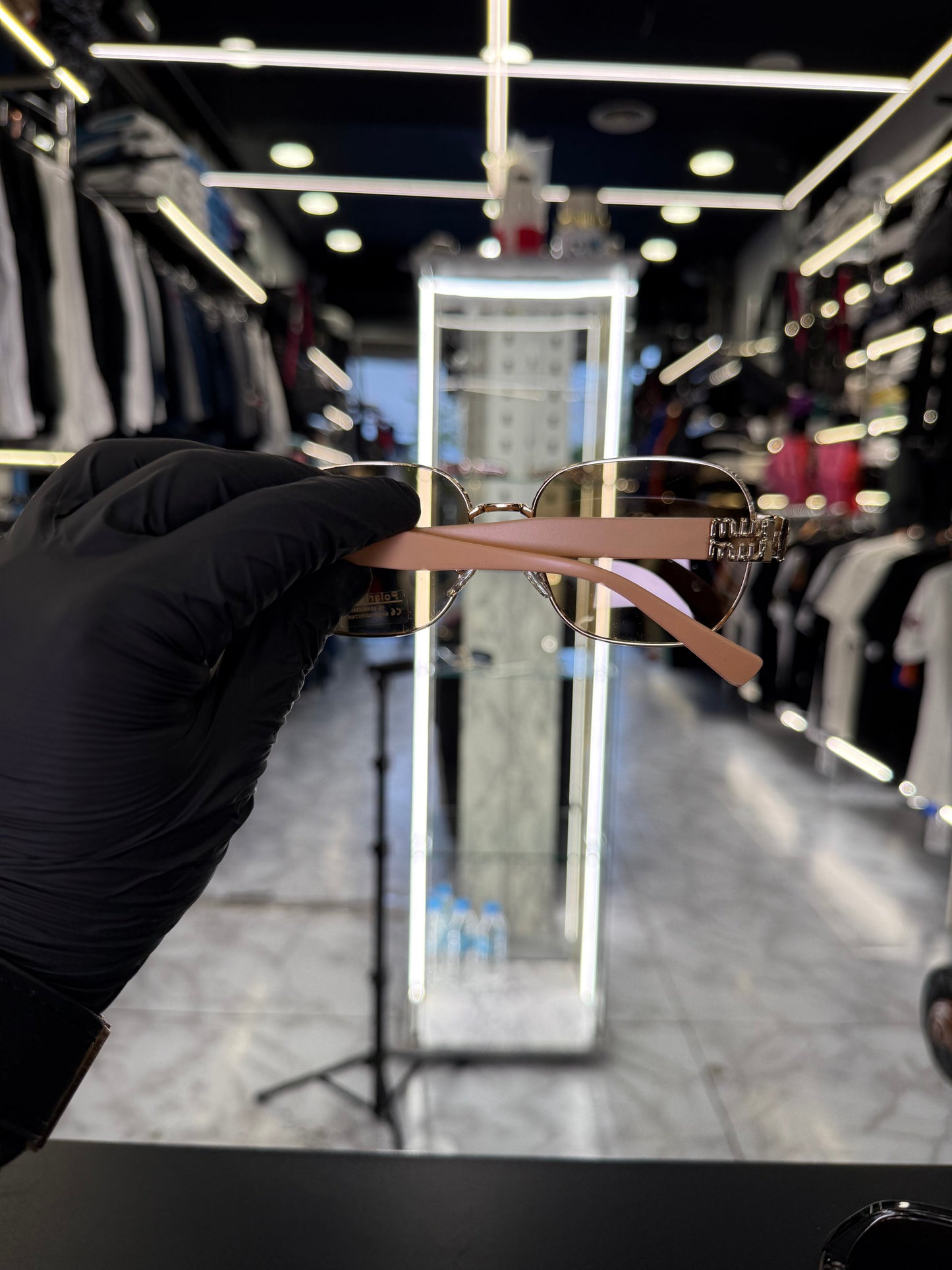 ΓΥΑΛΙΑ ΗΛΙΟΥ - MIU MIU