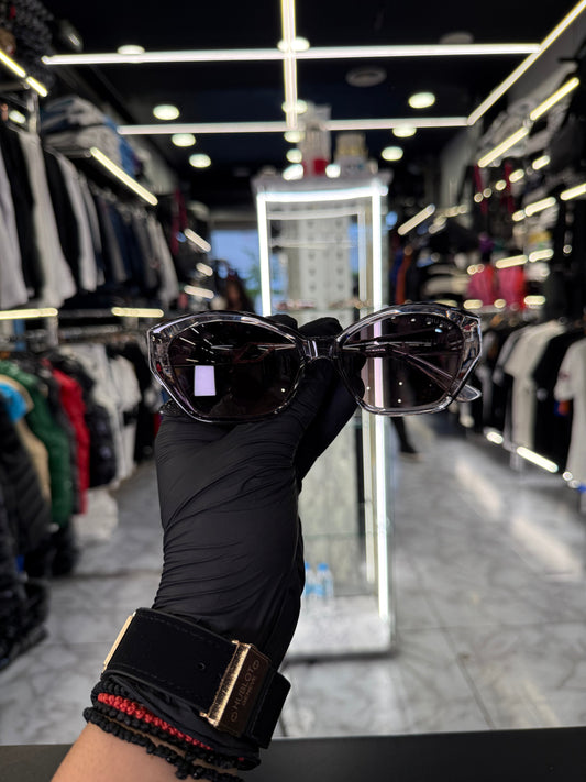 ΓΥΑΛΙΑ ΗΛΙΟΥ - MIU MIU