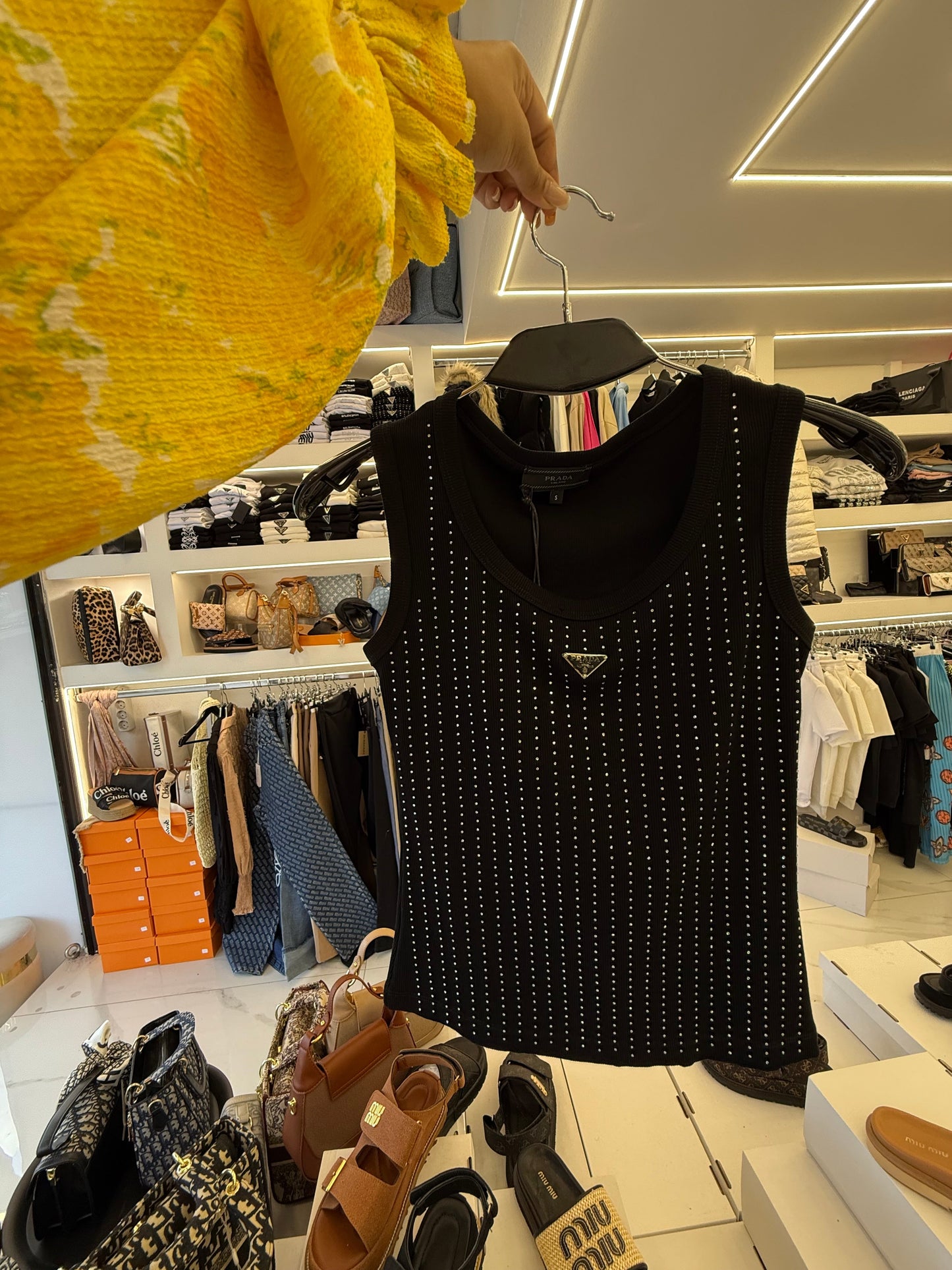 ΓΥΝΑΙΚΕΙΑ ΜΠΛΟΥΖΑ ΑΜΑΝΙΚΗ - CODE 17