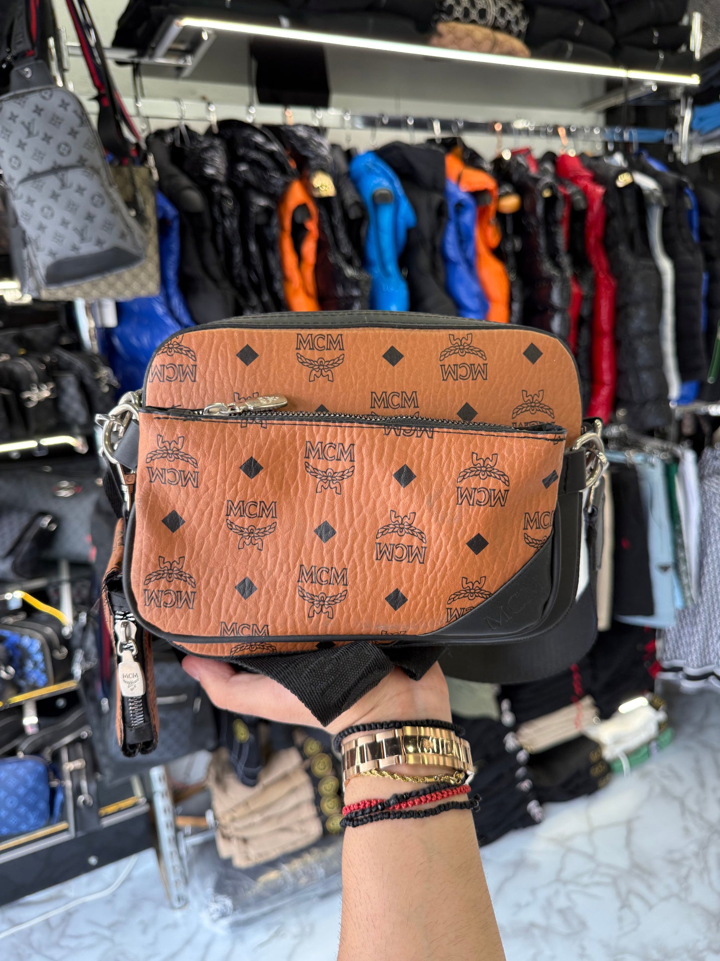 ΤΣΑΝΤΑΚΙ - MCM