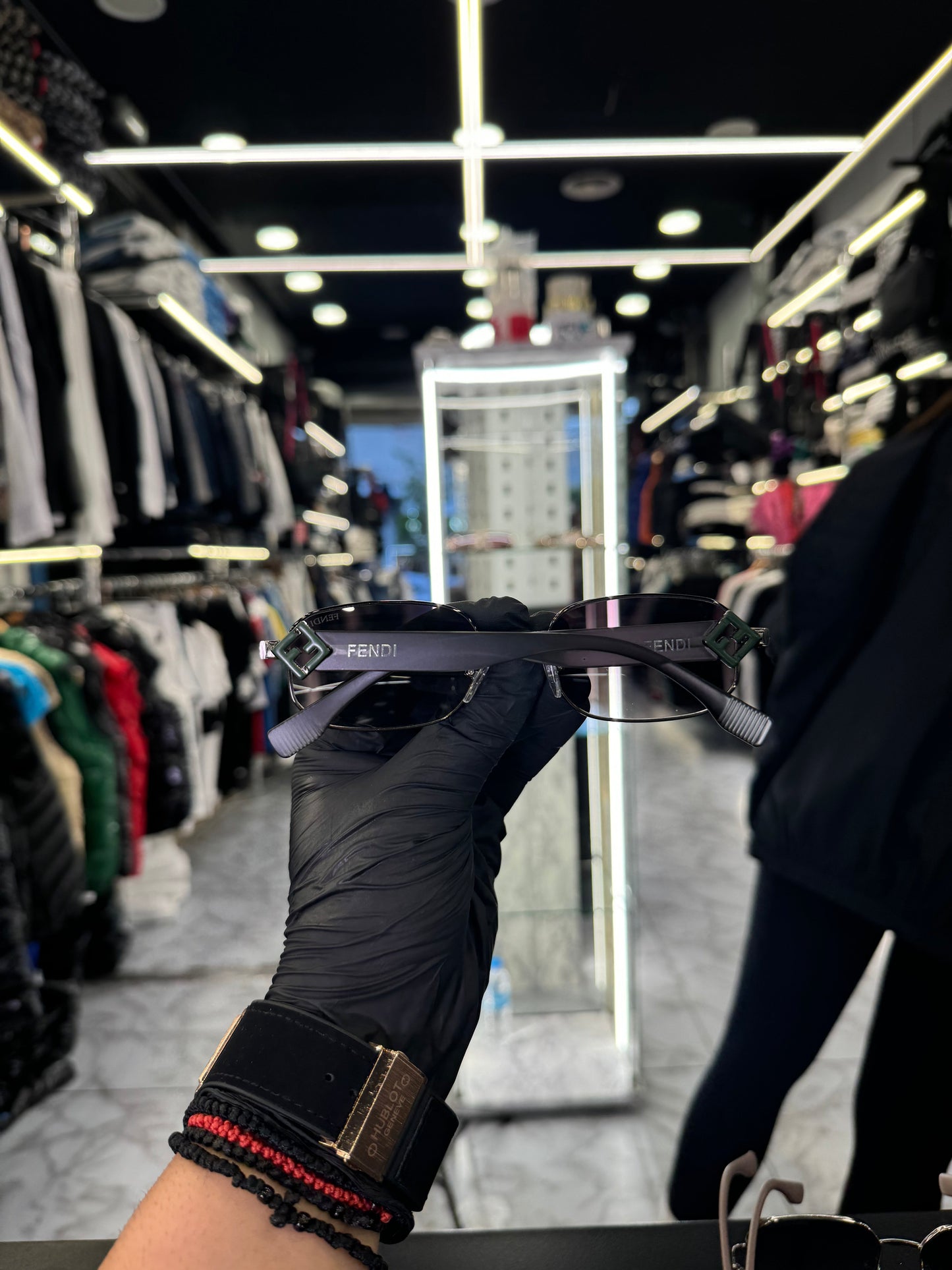 ΓΥΑΛΙΑ ΗΛΙΟΥ - FENDI