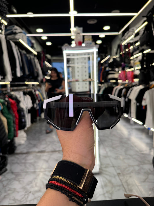 ΓΥΑΛΙΑ ΗΛΙΟΥ - PRADA