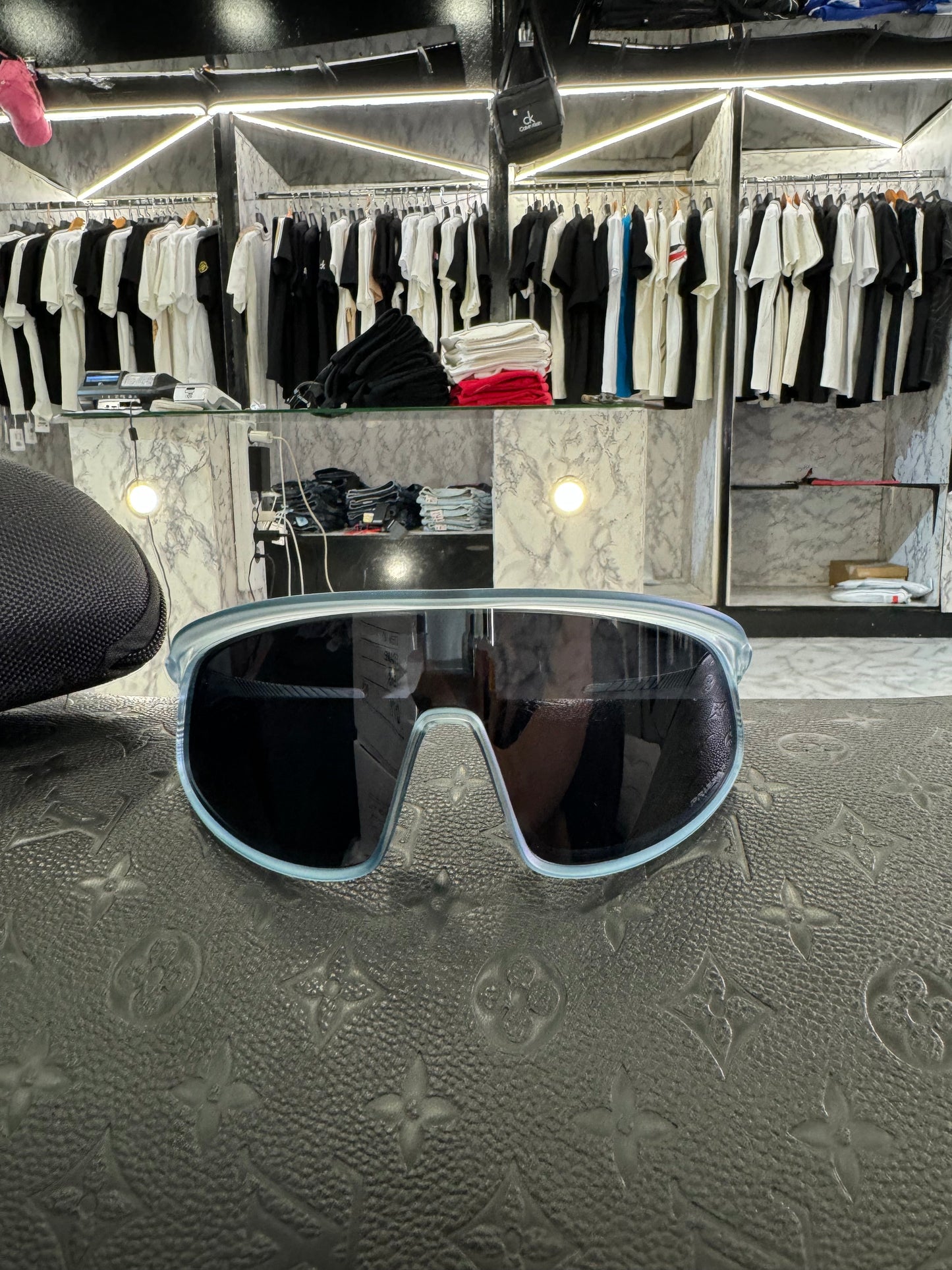 ΓΥΑΛΙΑ ΗΛΙΟΥ - PRIZMP