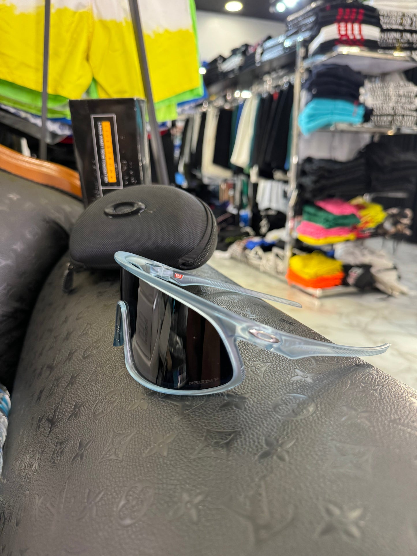 ΓΥΑΛΙΑ ΗΛΙΟΥ - PRIZMP