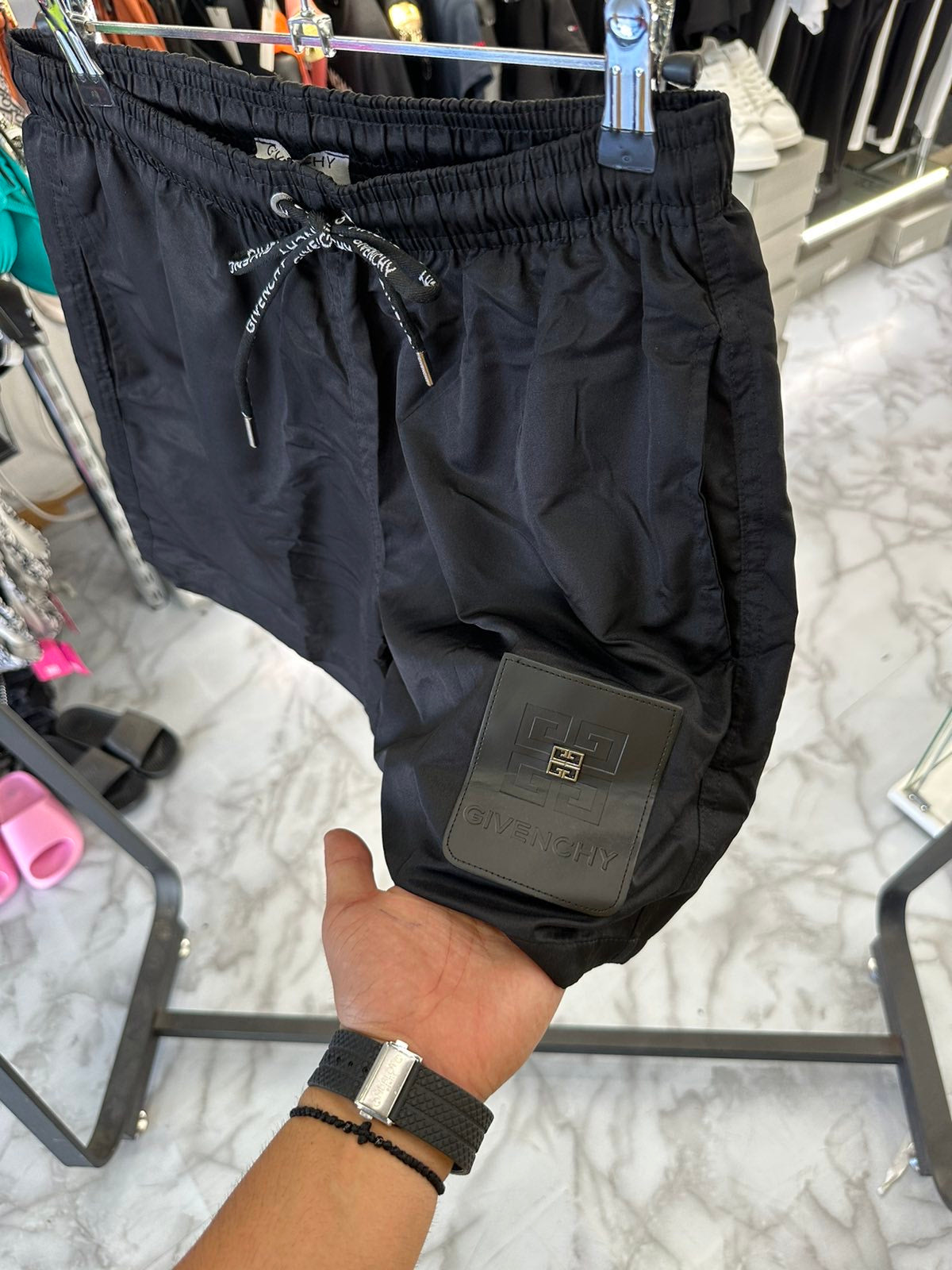 ΜΑΓΙΟ - GIVENCHY
