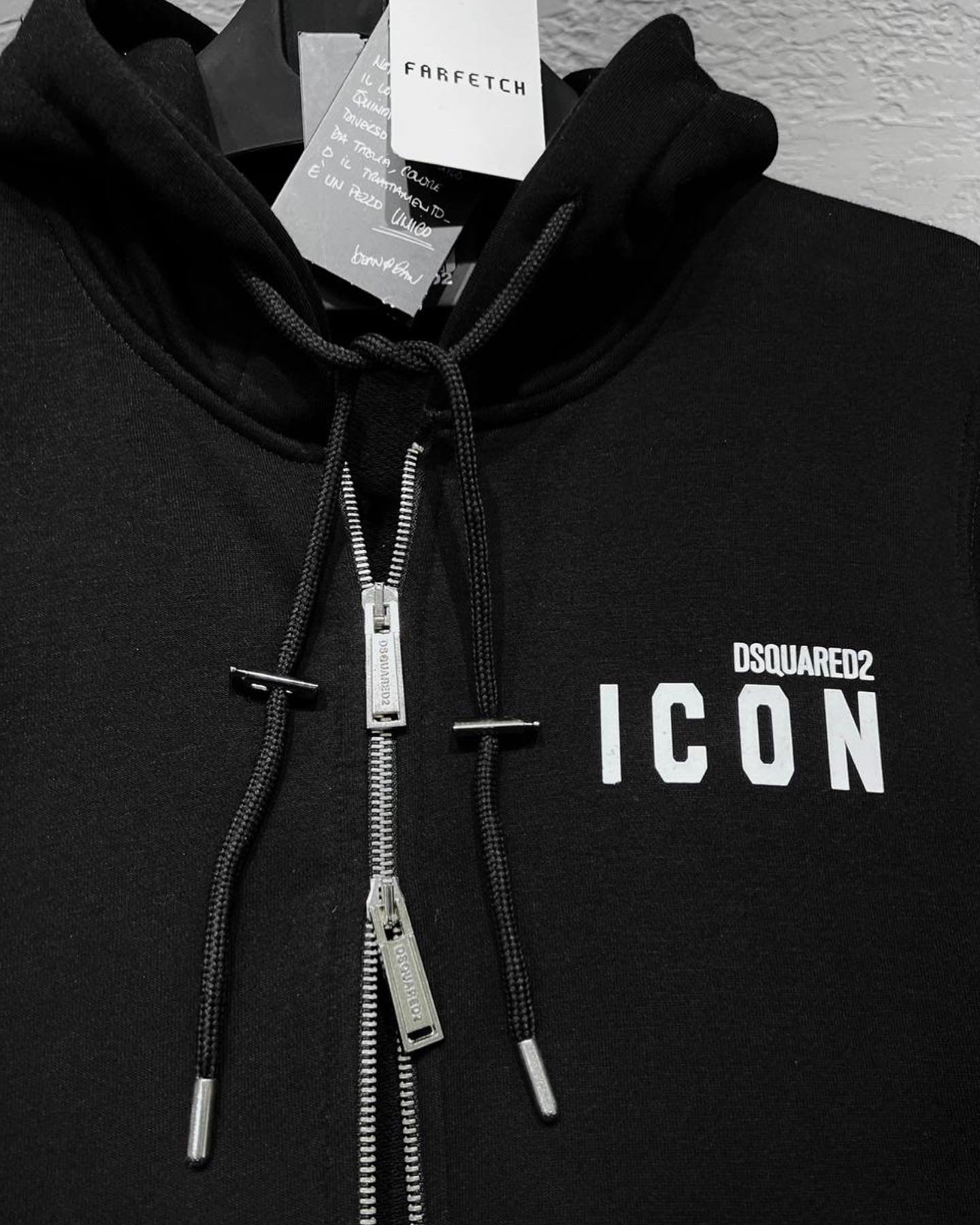 DSQ2 ICON - ΖΑΚΕΤΑ