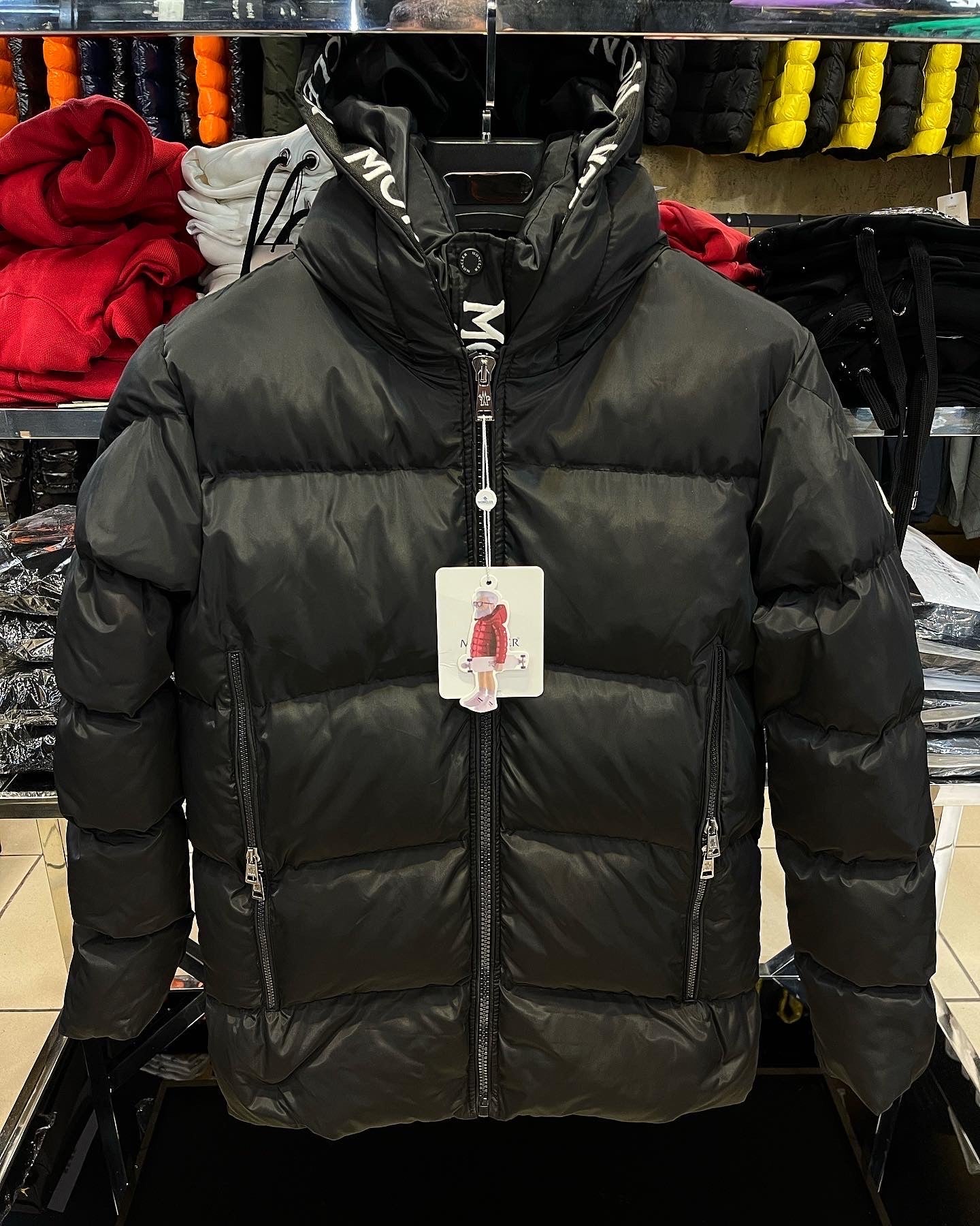 MONCLER ΜΠΟΥΦΑΝ ΜΑΥΡΟ