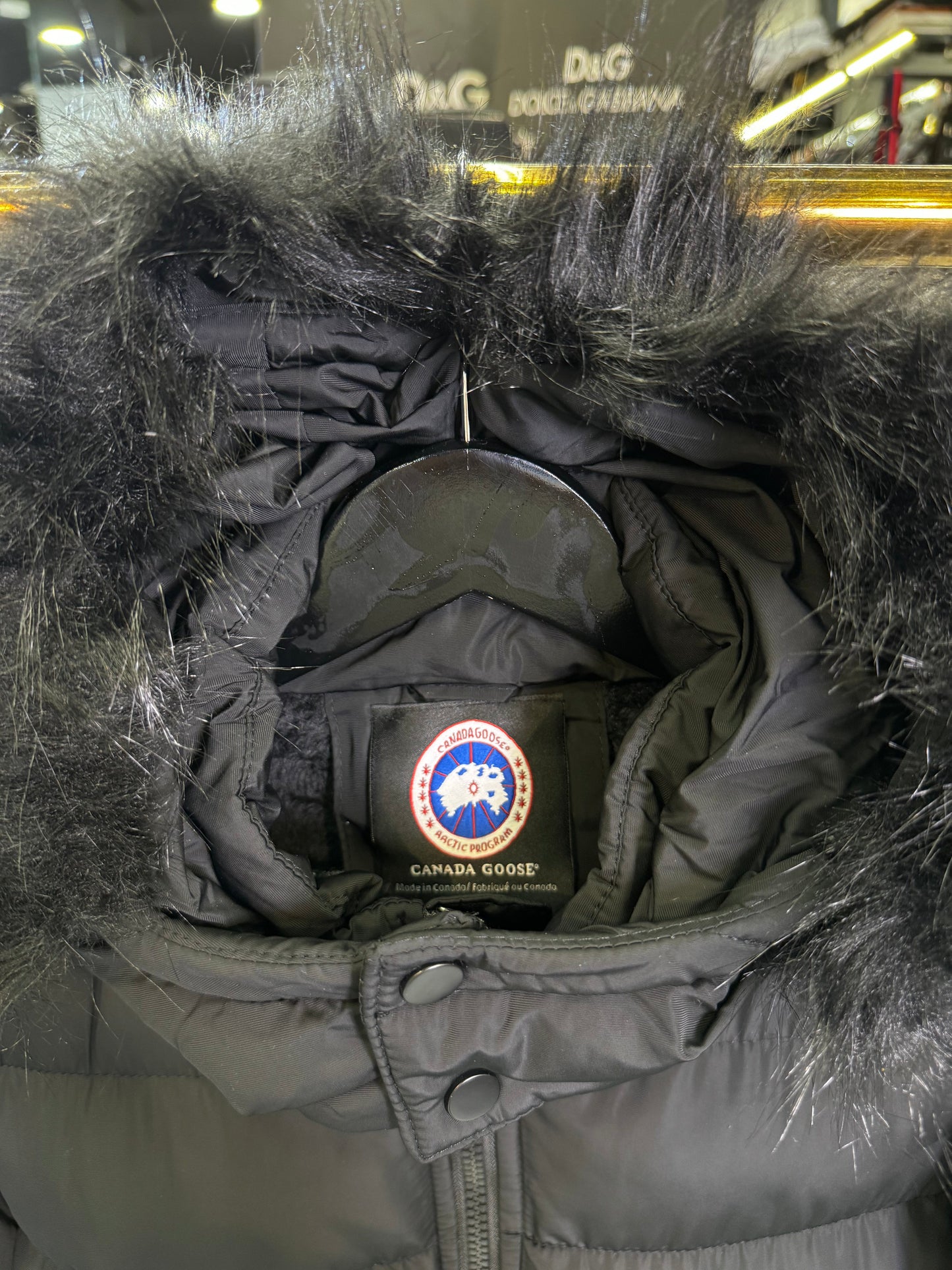 CANADA GOOSE ΜΑΥΡΟ ΜΠΟΥΦΑΝ 2024