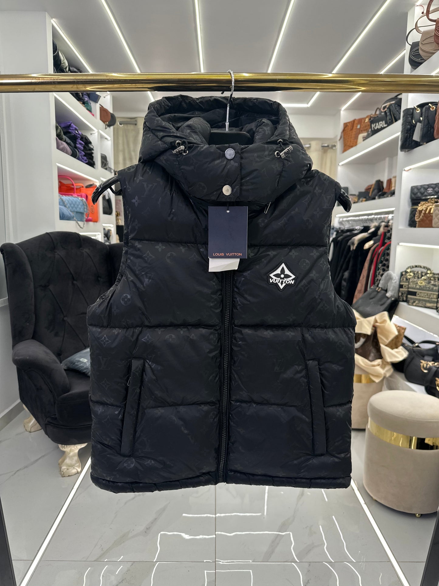 LOUIS VUITTON - ΑΜΑΝΙΚΟ ΜΠΟΥΦΑΝ