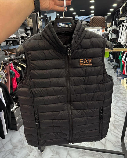 ARMANI - ΑΜΑΝΙΚΟ ΜΠΟΥΦΑΝ 2025