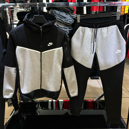 NIKE TECH FLEECE - ΣΕΤ ΦΟΡΜΕΣ