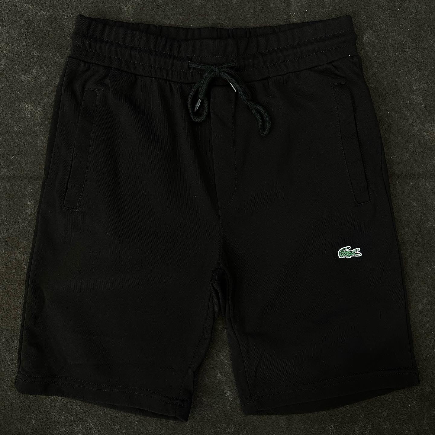 ΒΕΡΜΟΥΔΑ Lacoste Black 2025